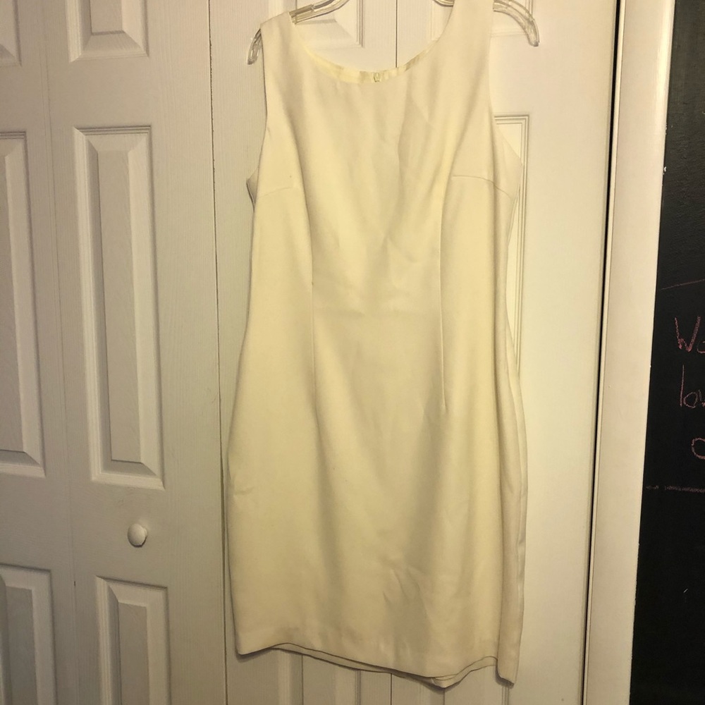 Maggie London Sleeveless ivory Dress size 12